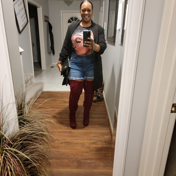 Meet your Posher, Latoya - Picture 15 of 15